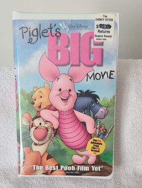 Disney Piglet Big Movie VHS Cover – Pink & Blue Artwork